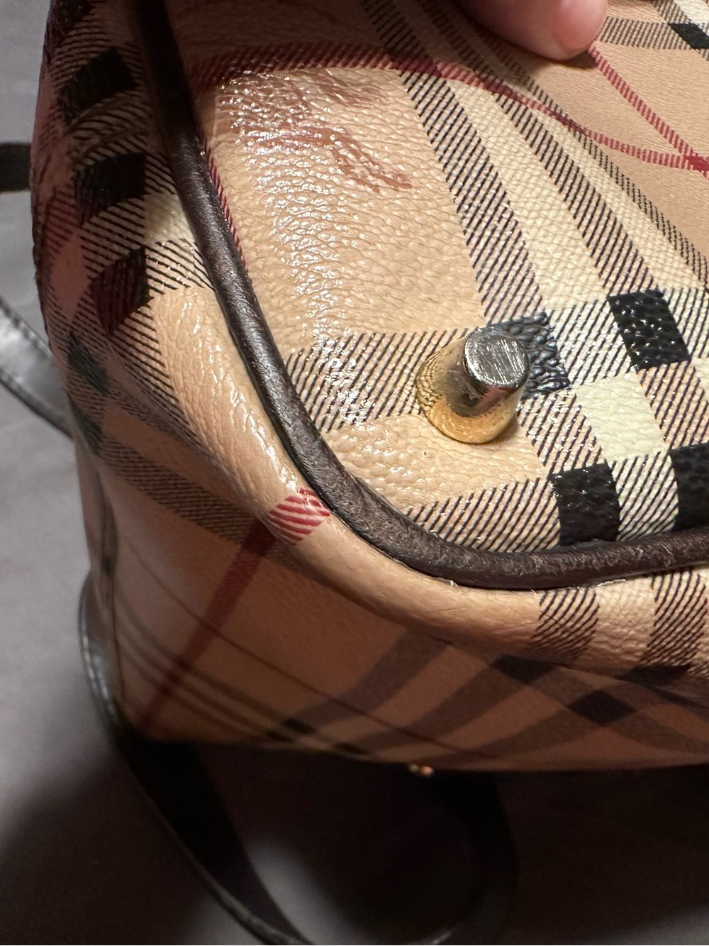Classic Plaid Tote Bag with Dark Brown Trim - Women - Picture 11 of 12